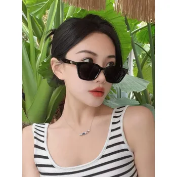 Nov kvadratni majhen obraz sončna očala moških in žensk enako mačka oči, sončna očala črna moda UV zaščito poletje